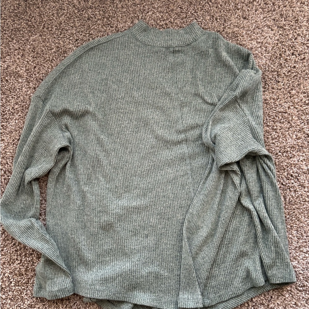 Ribbed Green Long Sleeve Top
